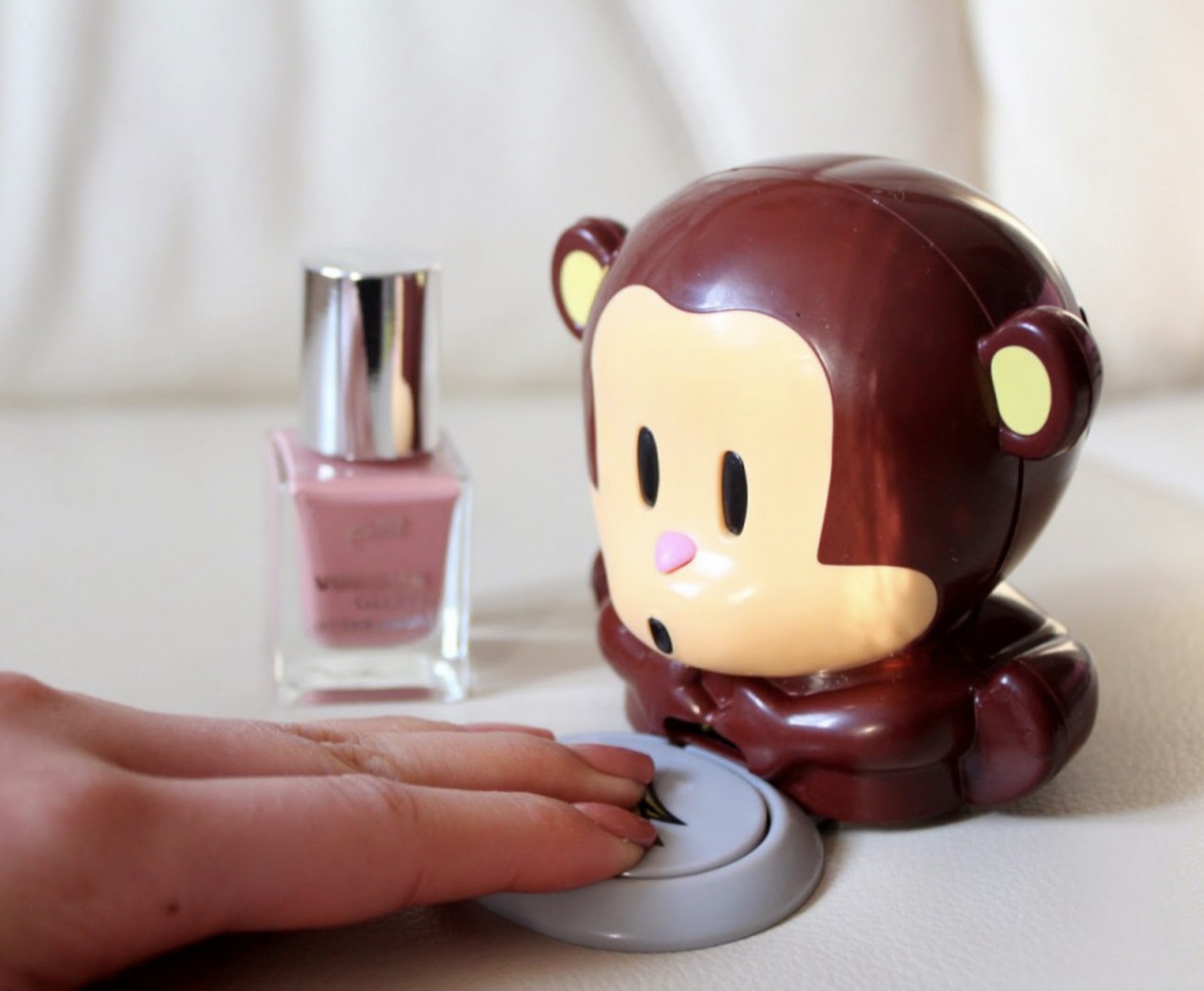 Sèche ongles singe souffleur - /medias/16645593292.jpg